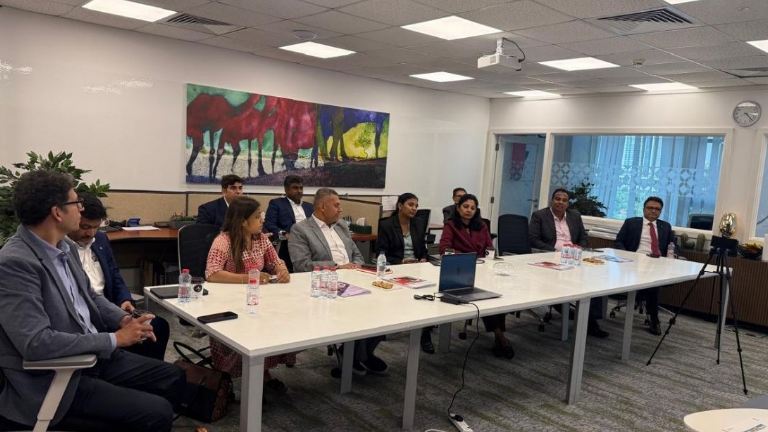 Lab Members Roundtable, Dubai, Jul 2026 — photo 1